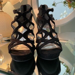 Report slightly used zip up back of shoe size 9 black